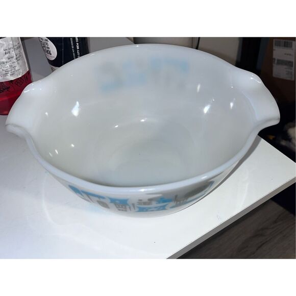 Vintage MCM Fire King Atomic Blue Heaven 10 inch bowl flawless - Picture 9 of 16